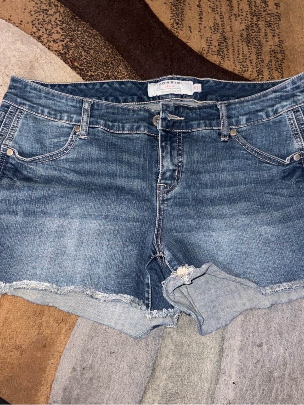 Torrid Women's Medium Blue Denim Cutoff Shorts